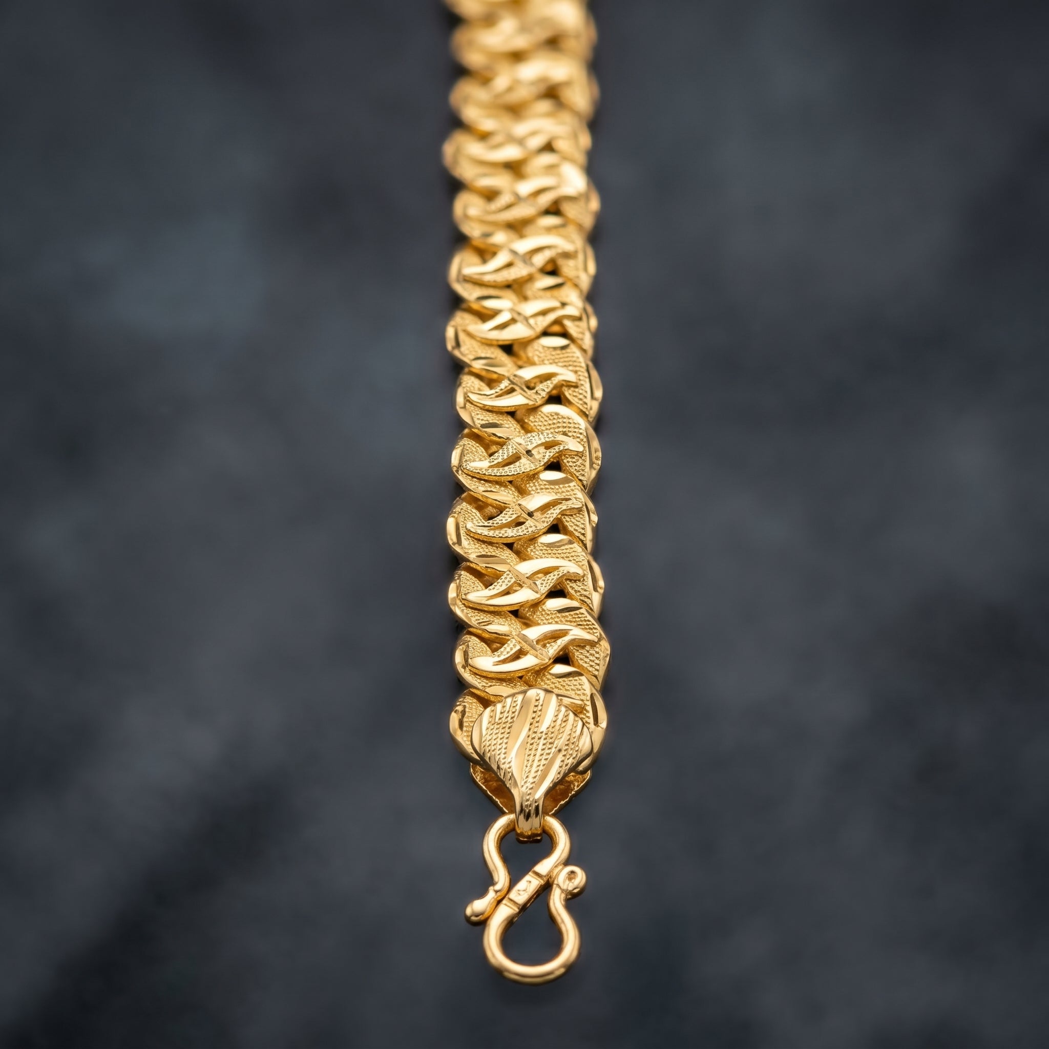 Gold Diamond-Cut Cuban Link Bracelet
