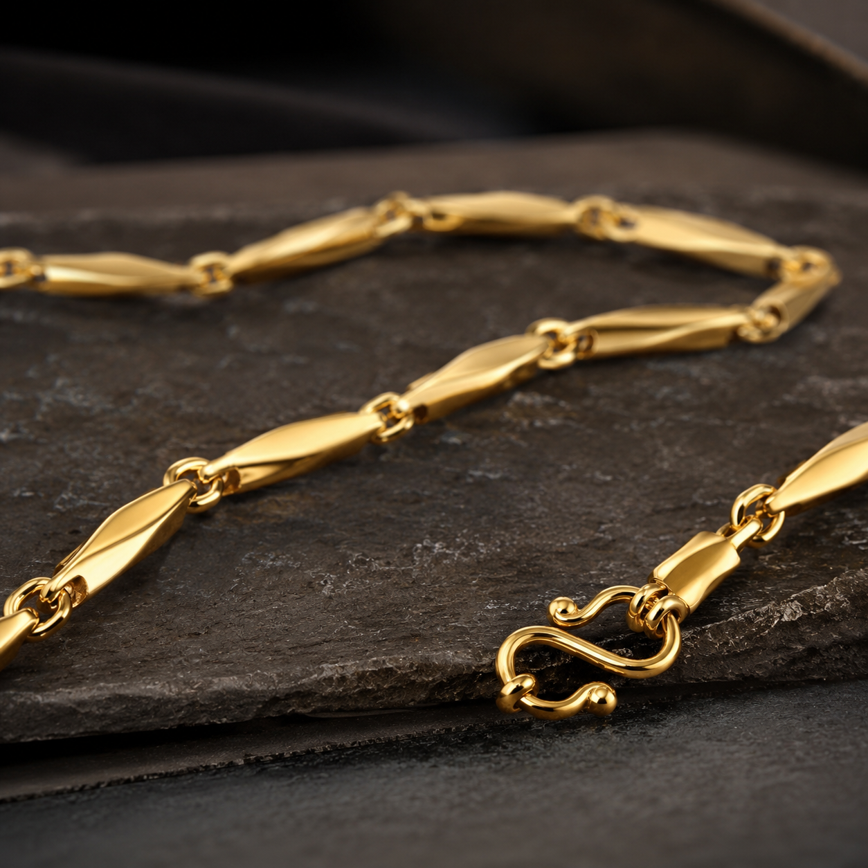 Gold Twisted Bar Link Chain
