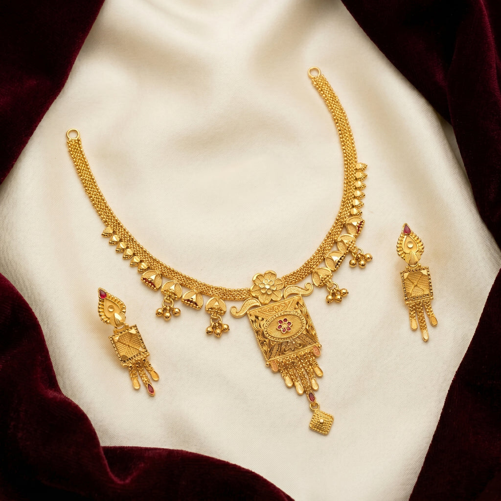 Gold Engraved Rectangular Pendant Necklace Set