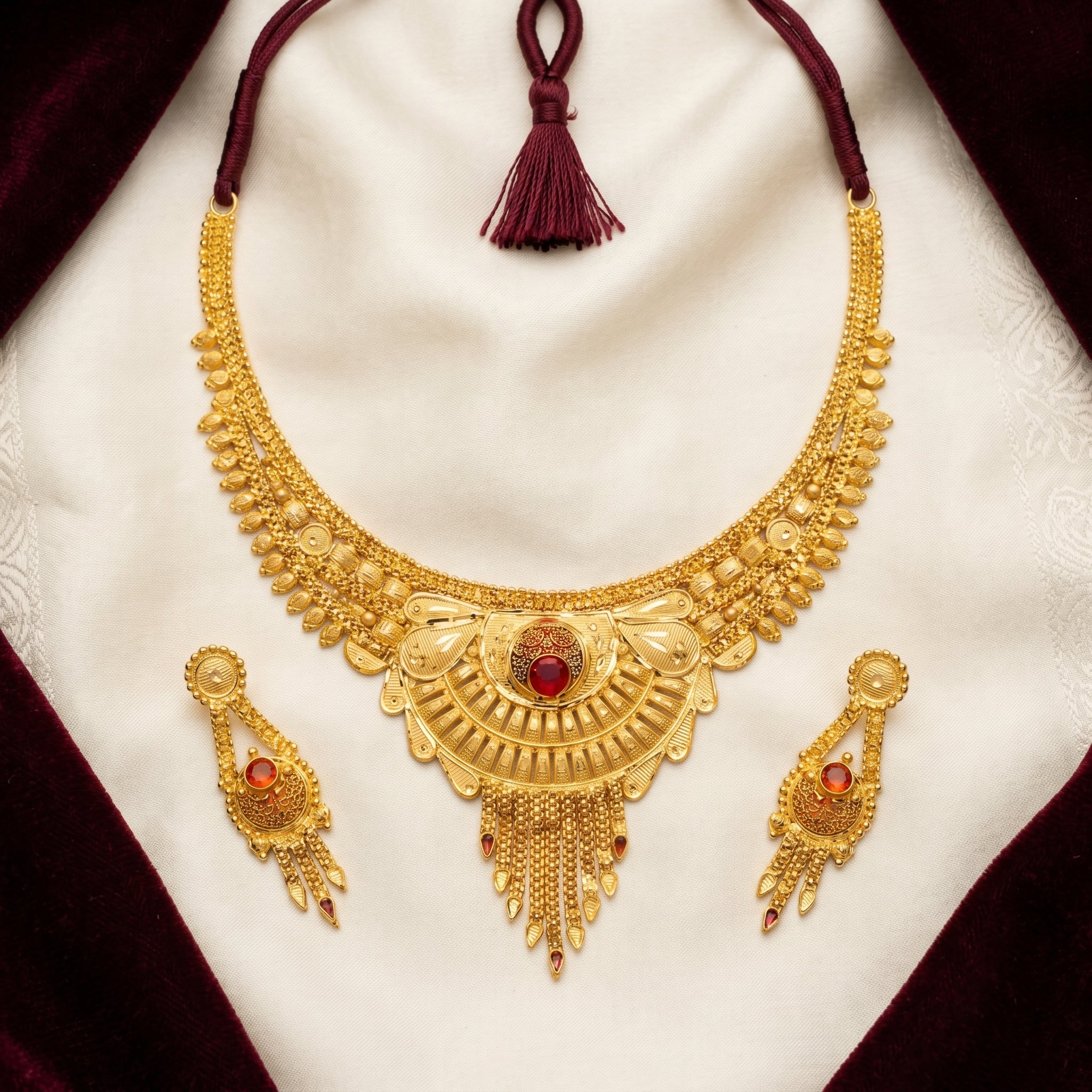 Gold Ruby Fan Tassel Dori Necklace Set
