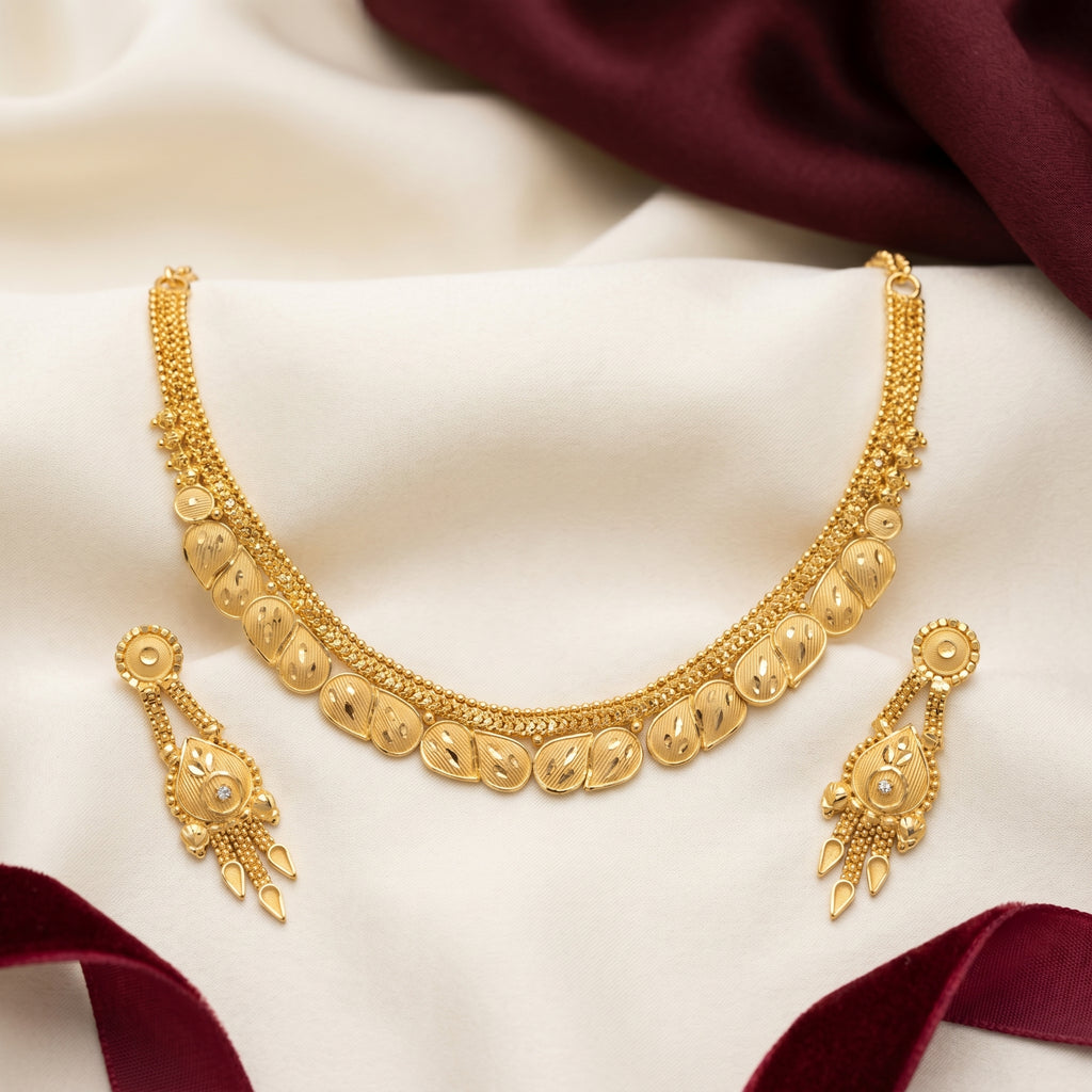 Gold Engraved Oval Bead Chain Necklace Set