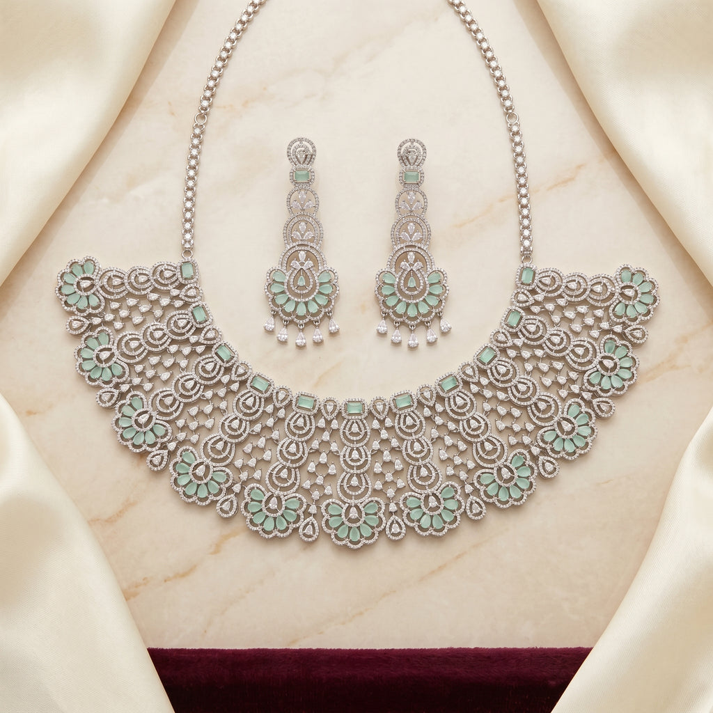 Diamond-Look Mint Scalloped Bib Necklace Set