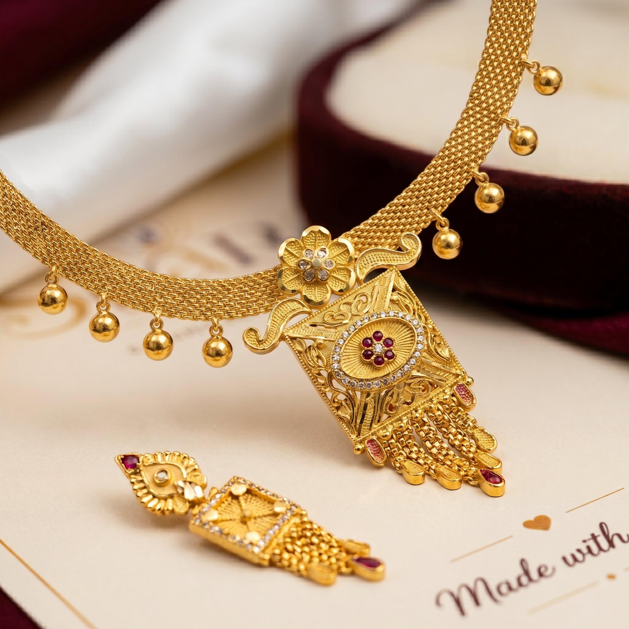 Gold Engraved Rectangular Pendant Necklace Set