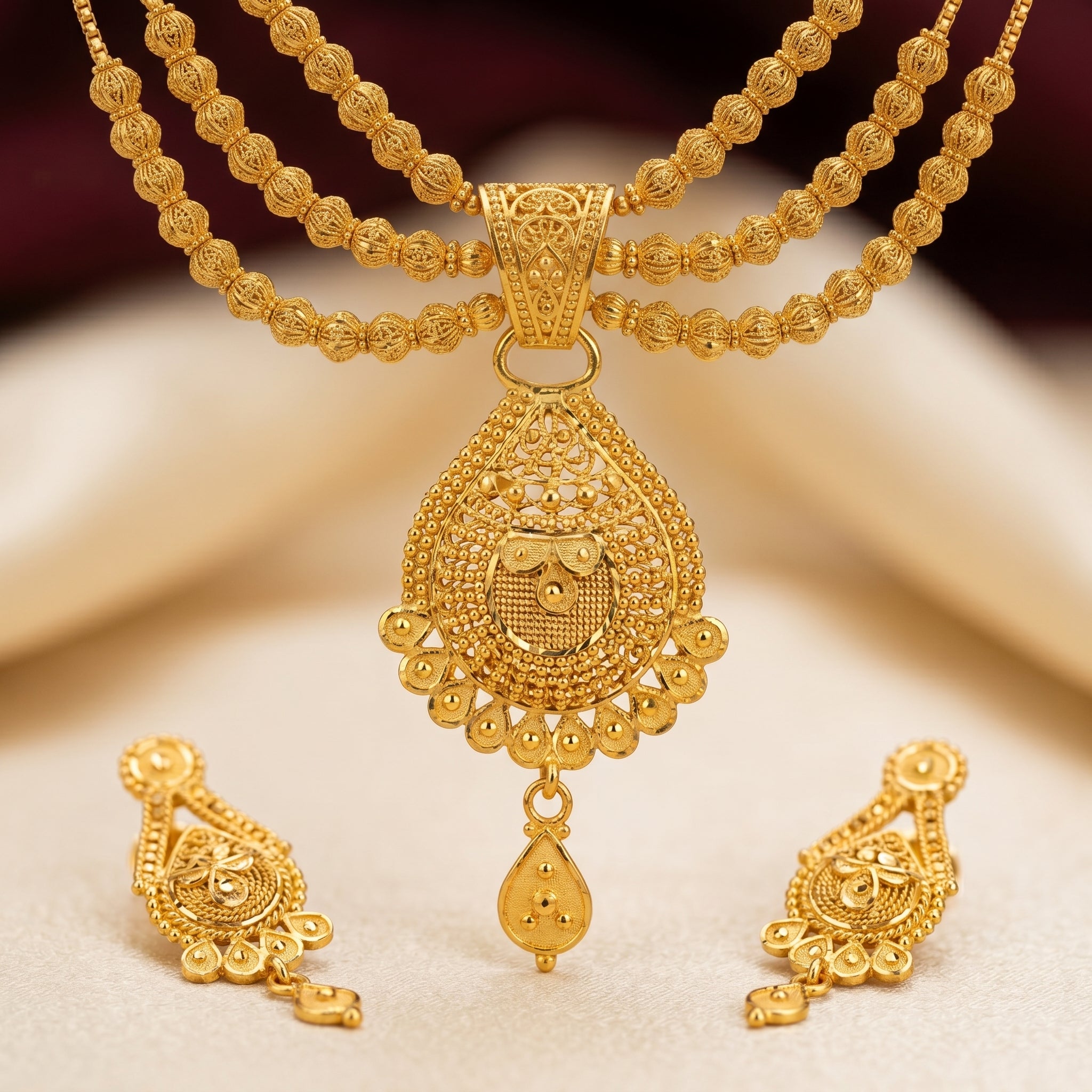 Gold Filigree Teardrop Floral Bead Necklace Set