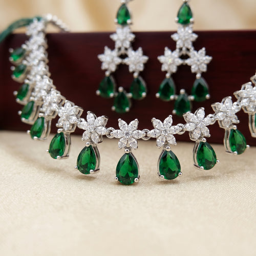 Emerald Drop Floral Fringe Necklace Set