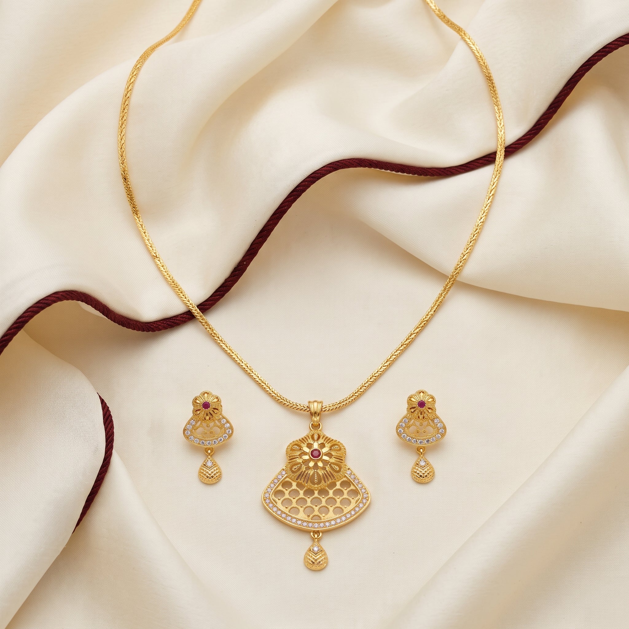 Gold Antique Ruby CZ Fan Chain Necklace
