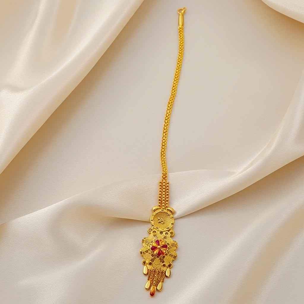 Gold Filigree Teardrop Disc Maang Tikka